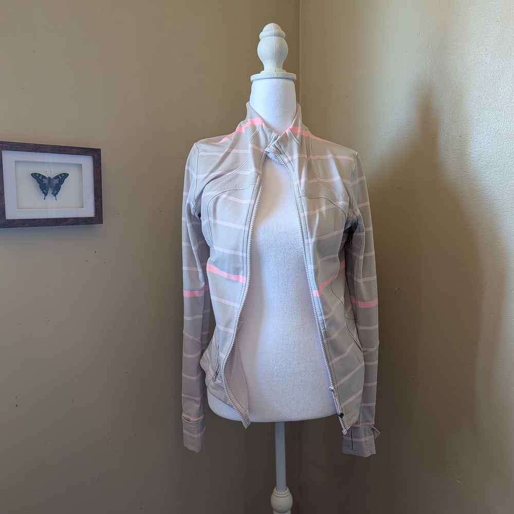 Women's Plaid Jacket - Gray and Pink
